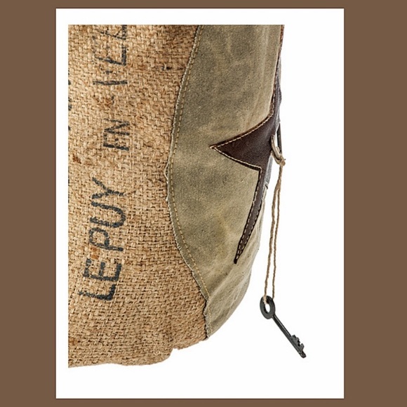 The Barrel Shack bag - Picture 5 of 7